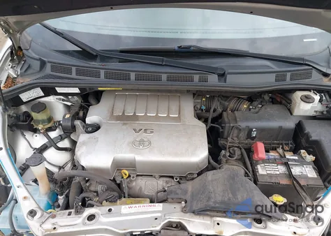 2010 Toyota Sienna Xle from USA, damaged, VIN 5TDYK4CC2AS296082